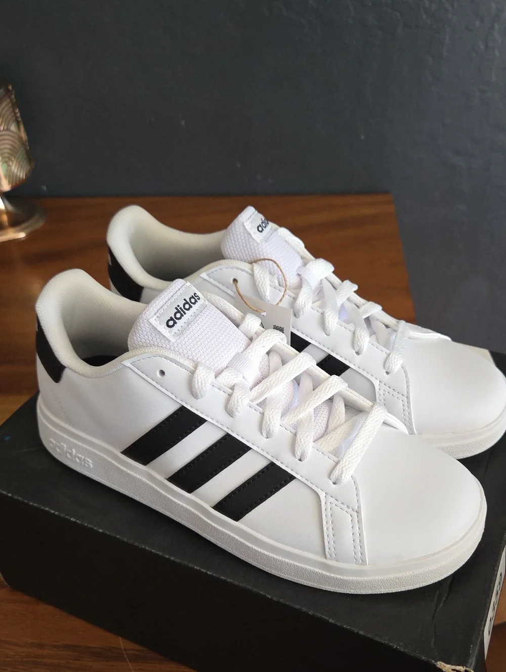 Adidas Kids Grand Court White/Black Casual Sneakers Size 5 NEW WITH TAGS
